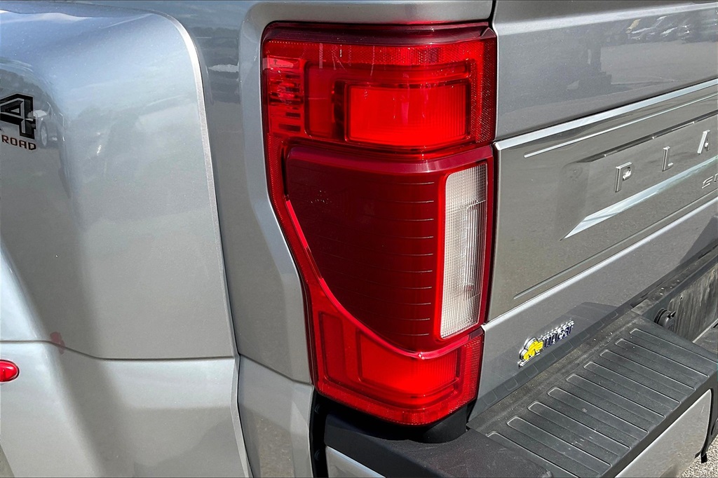 2020 Ford F-450SD Platinum - Photo 32