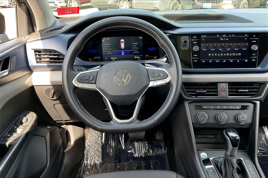 2022 Volkswagen Taos 1.5T SE - Photo 16