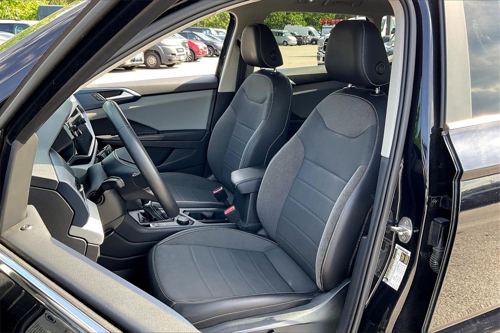 2022 Volkswagen Taos 1.5T SE - Photo 9