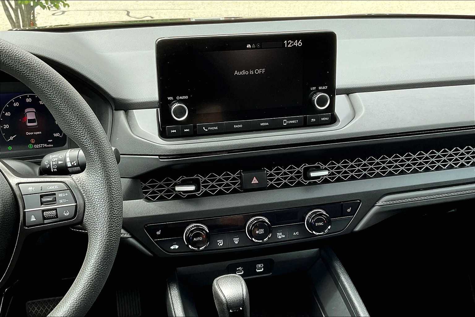 2023 Honda Accord EX - Photo 18