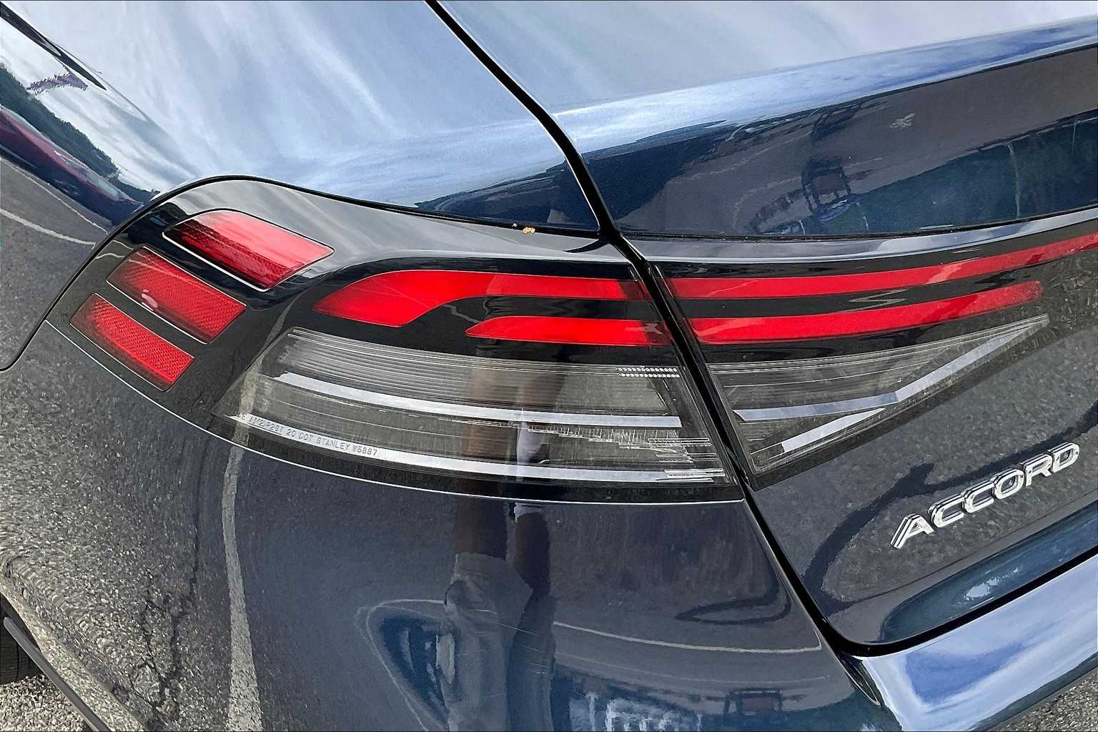 2023 Honda Accord EX - Photo 31