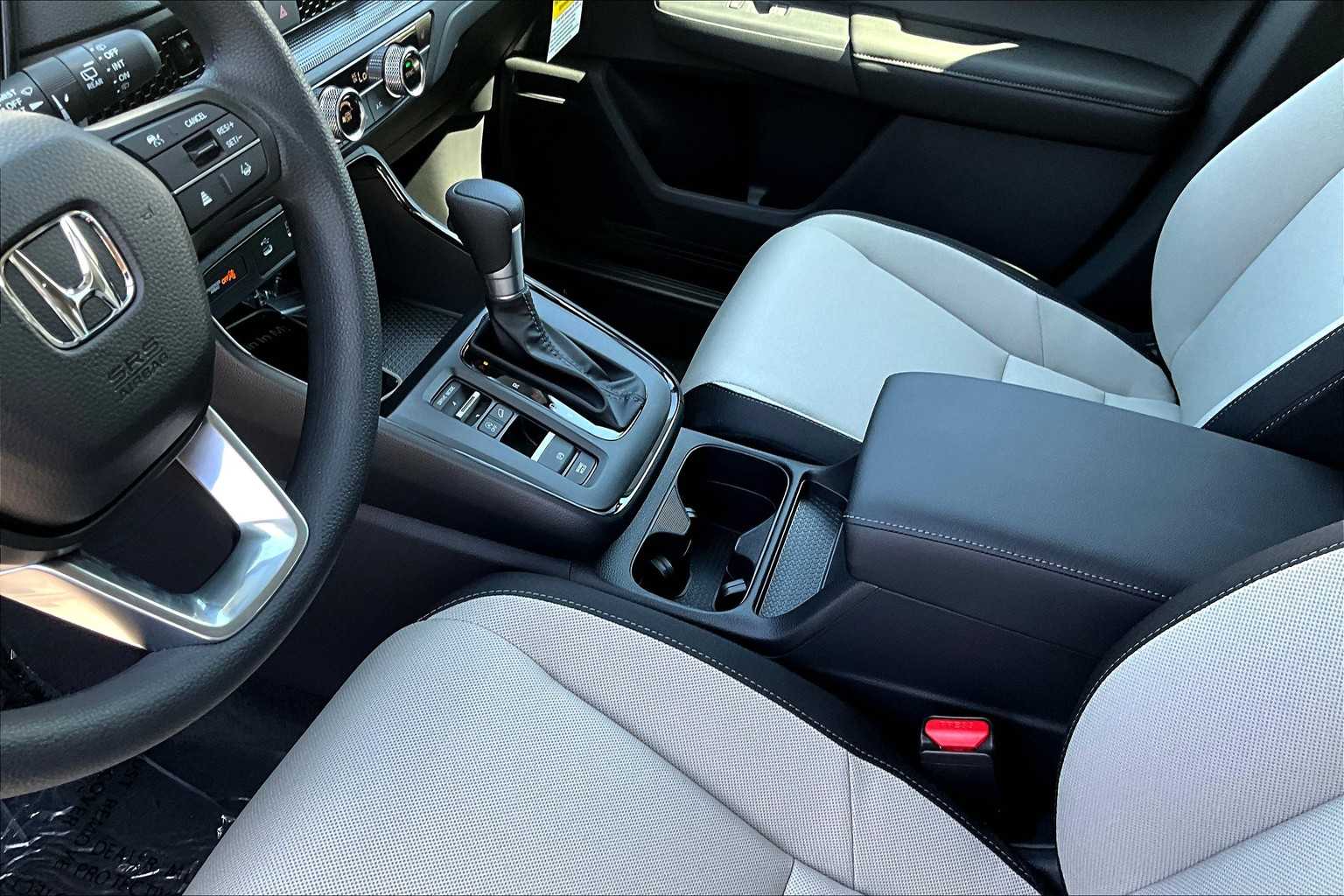 2026 Honda CR-V EX - Photo 14