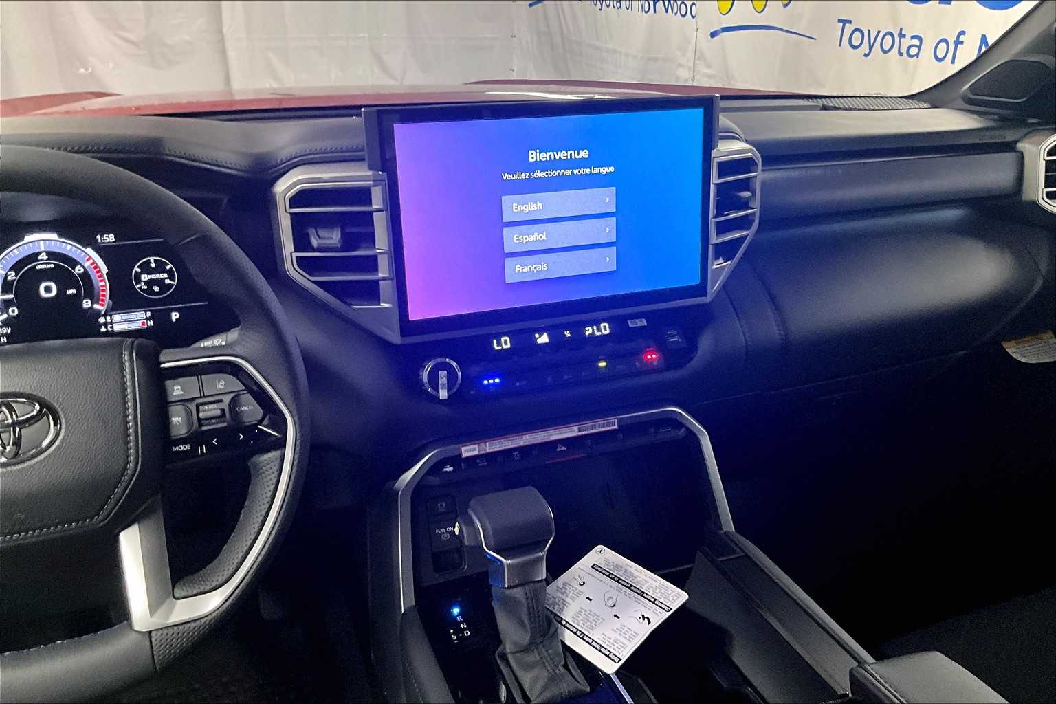 2025 Toyota Tundra Platinum - Photo 13