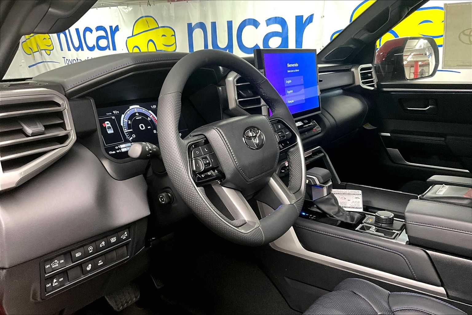 2025 Toyota Tundra Platinum - Photo 9