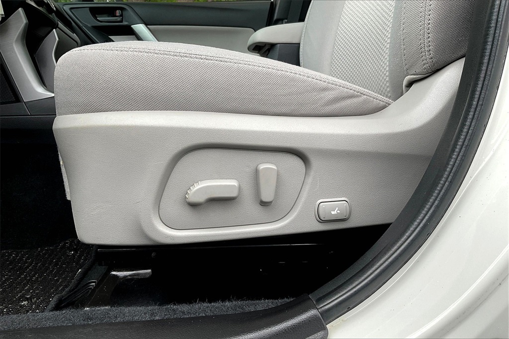 2014 Subaru Forester 2.5i Premium - Photo 27