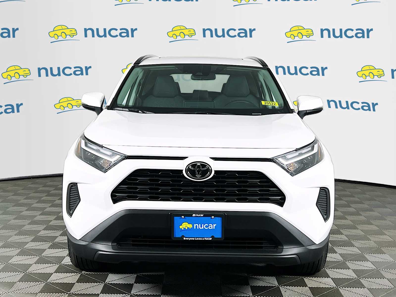 2025 Toyota RAV4 Hybrid XLE - Photo 2