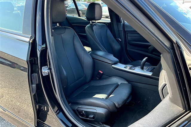 2015 BMW 3 Series 335i xDrive - Photo 11