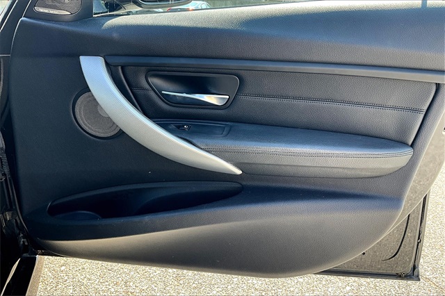 2015 BMW 3 Series 335i xDrive - Photo 12