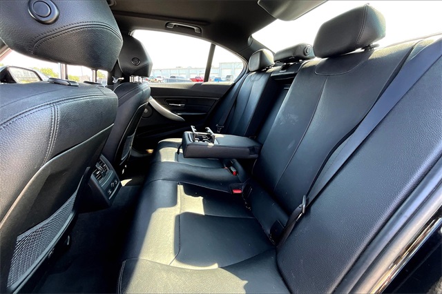 2015 BMW 3 Series 335i xDrive - Photo 14