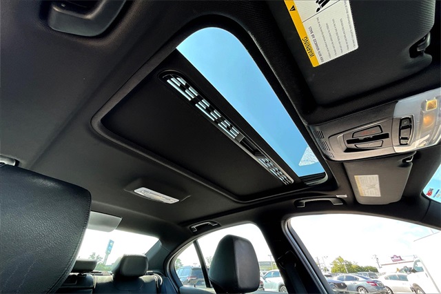 2015 BMW 3 Series 335i xDrive - Photo 21