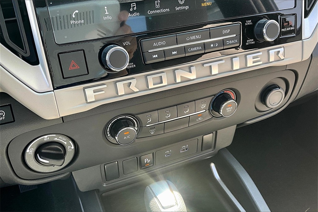 2025 Nissan Frontier SV Kingcab - Photo 25