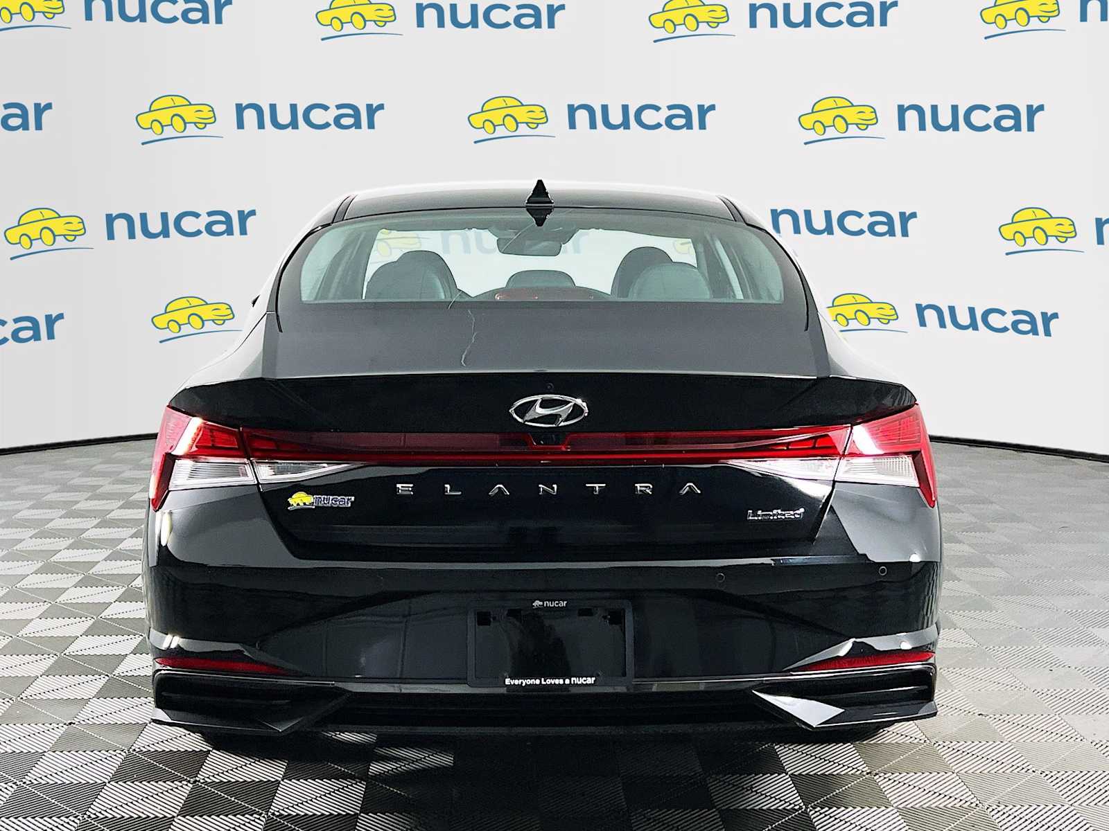 2023 Hyundai Elantra Limited - Photo 6