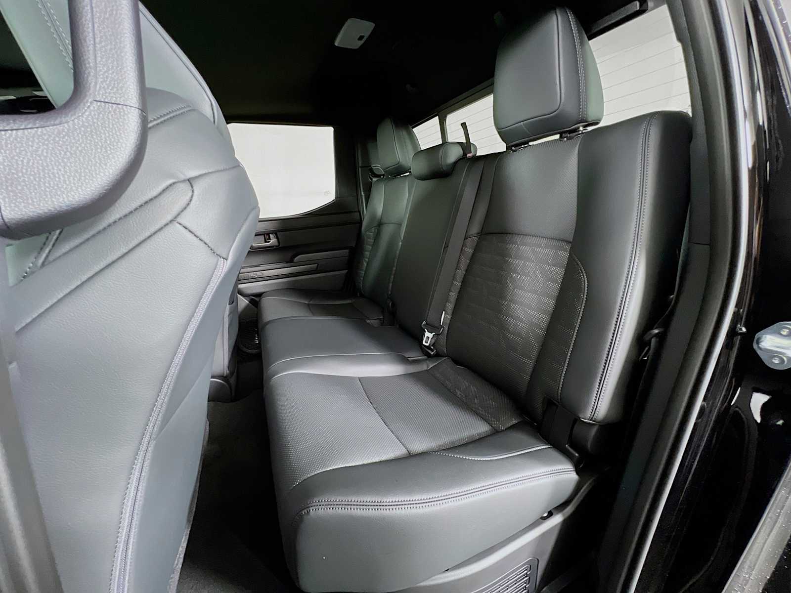 2025 Toyota Tacoma TRD Sport Hybrid - Photo 13