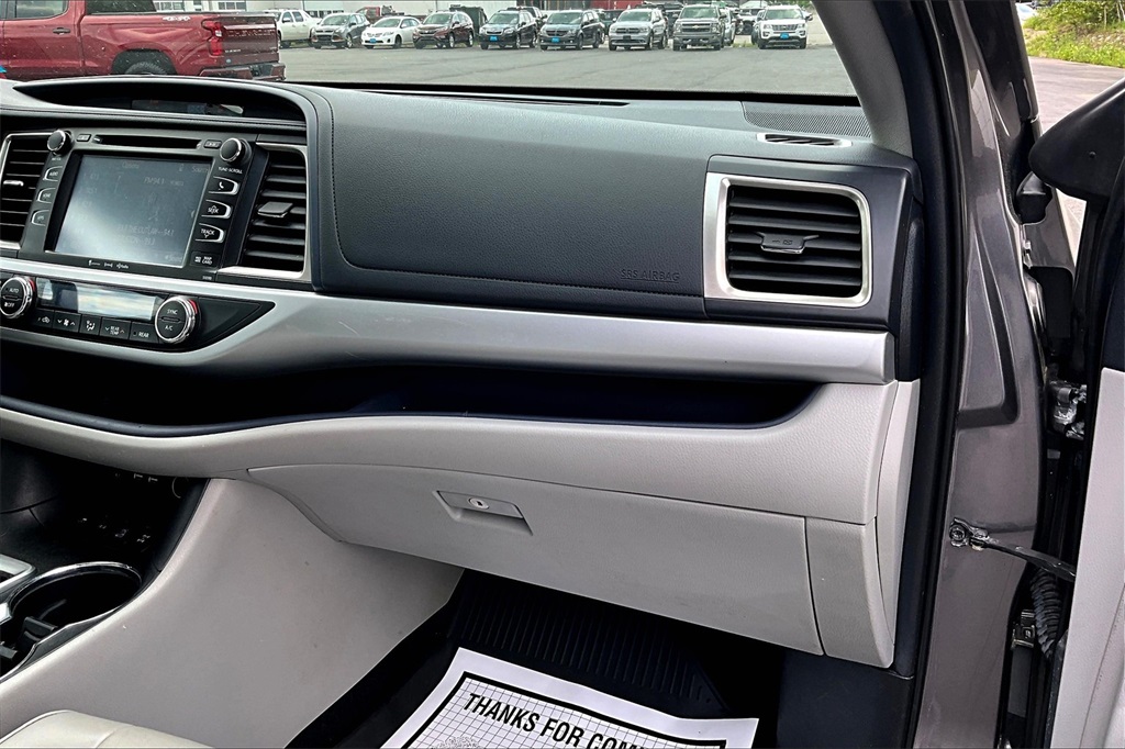 2019 Toyota Highlander AWD - Photo 13
