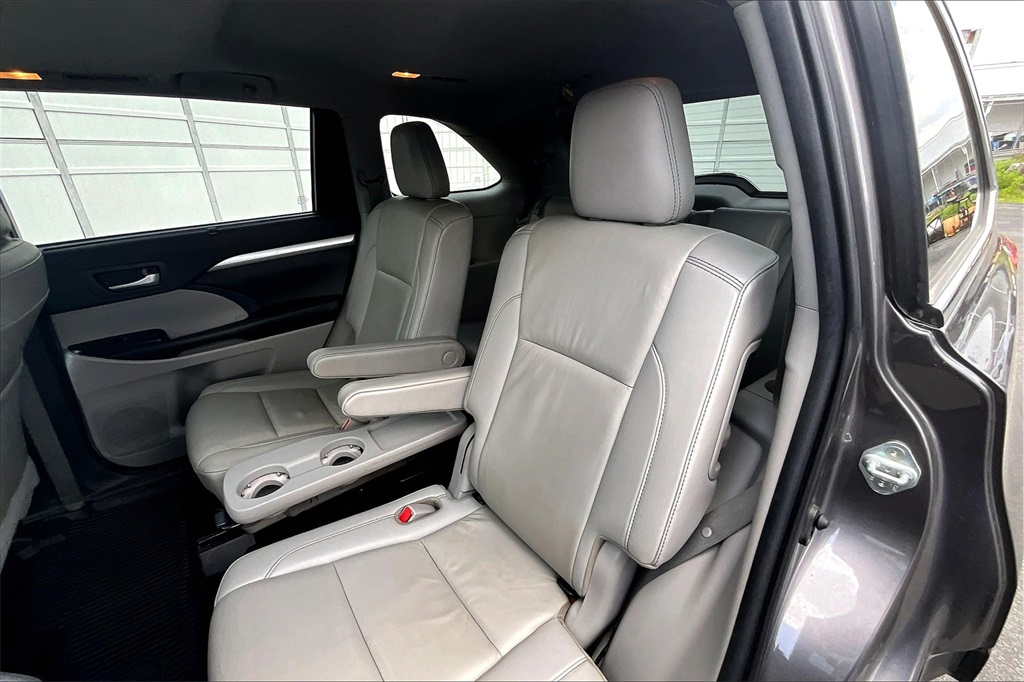 2019 Toyota Highlander AWD - Photo 15