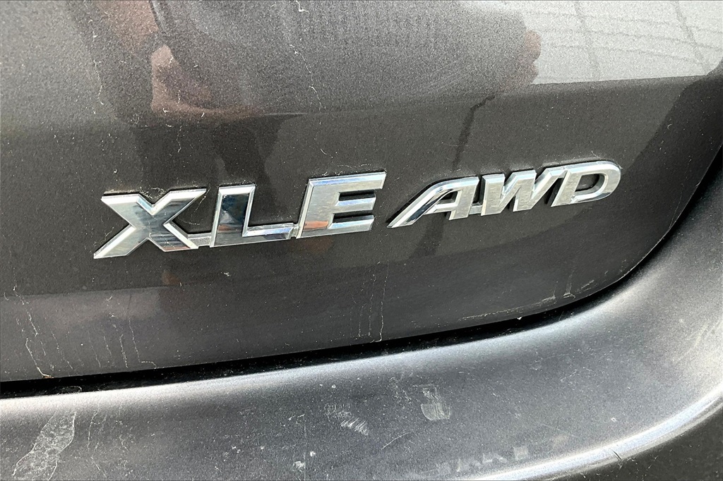 2019 Toyota Highlander AWD - Photo 30