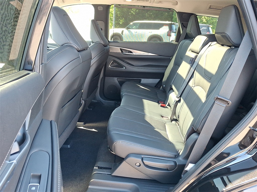 2026 INFINITI QX60 LUXE - Photo 6
