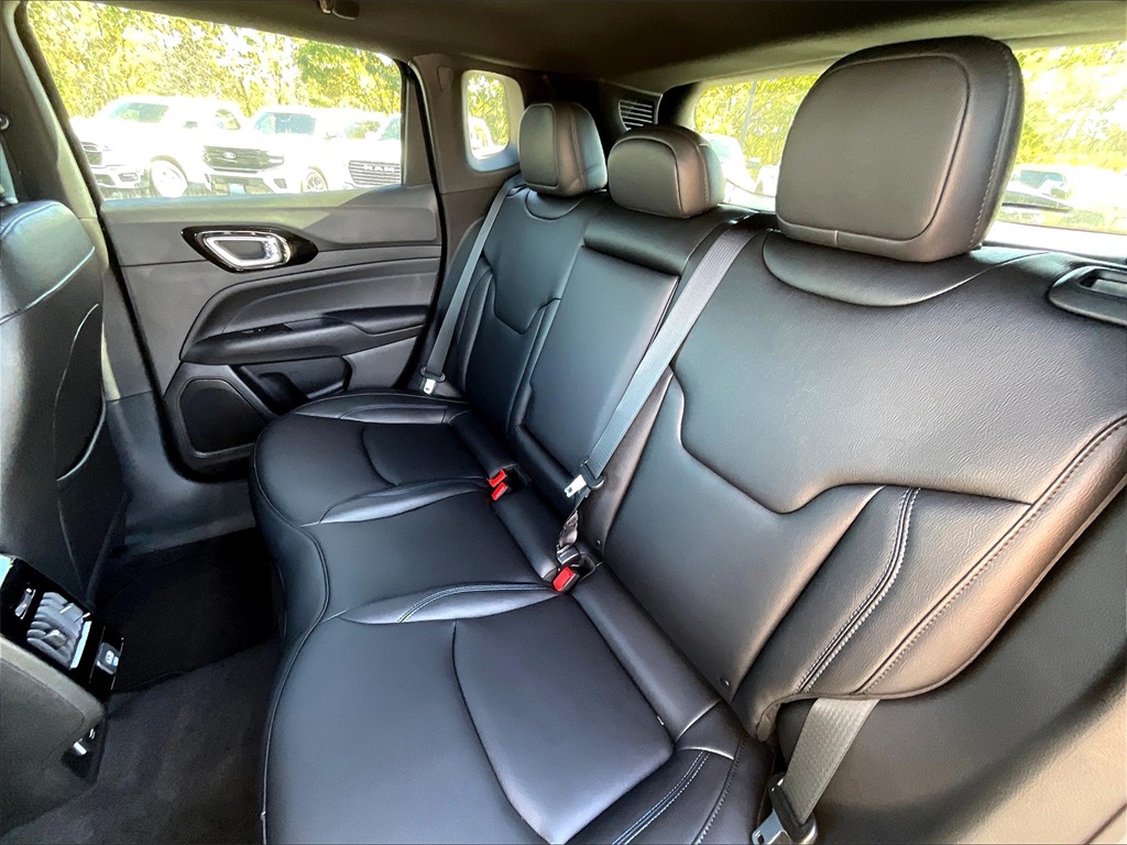 2026 Jeep Compass Limited - Photo 15