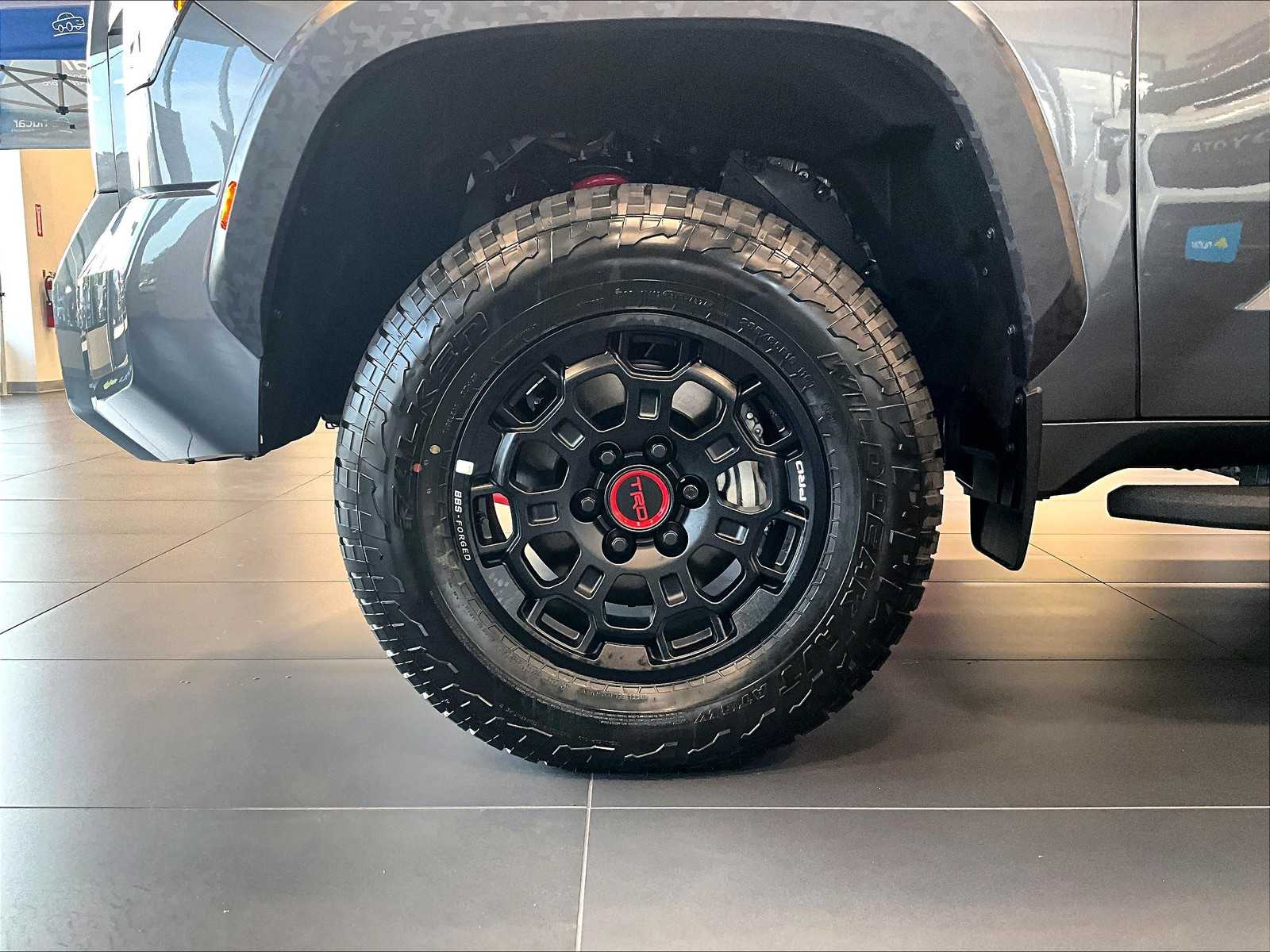 2025 Toyota Tundra TRD Pro Hybrid - Photo 8