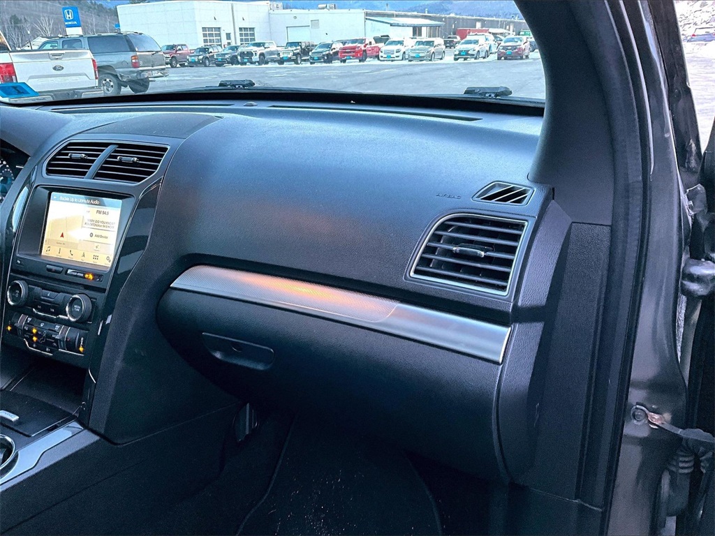 2018 Ford Explorer XLT - Photo 13
