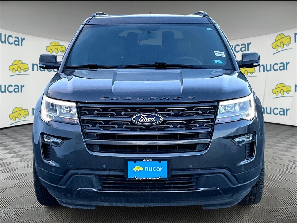 2018 Ford Explorer XLT - Photo 2