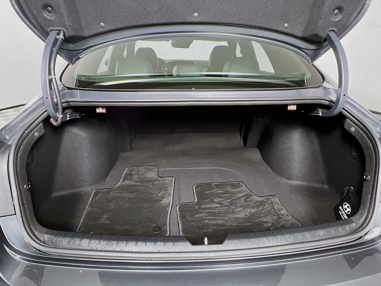 2022 Hyundai Sonata SEL Plus - Photo 28
