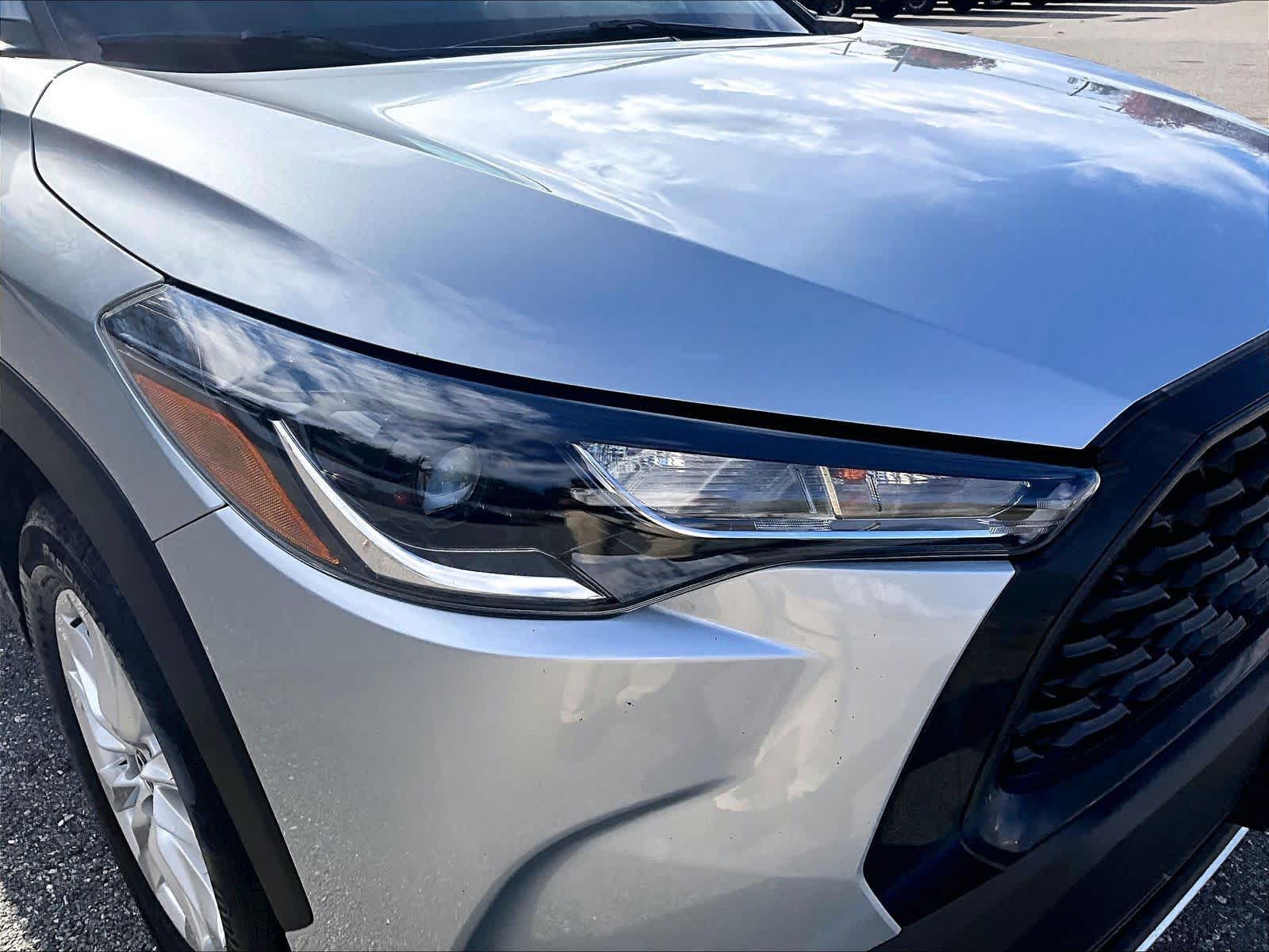 2022 Toyota Corolla Cross LE - Photo 33