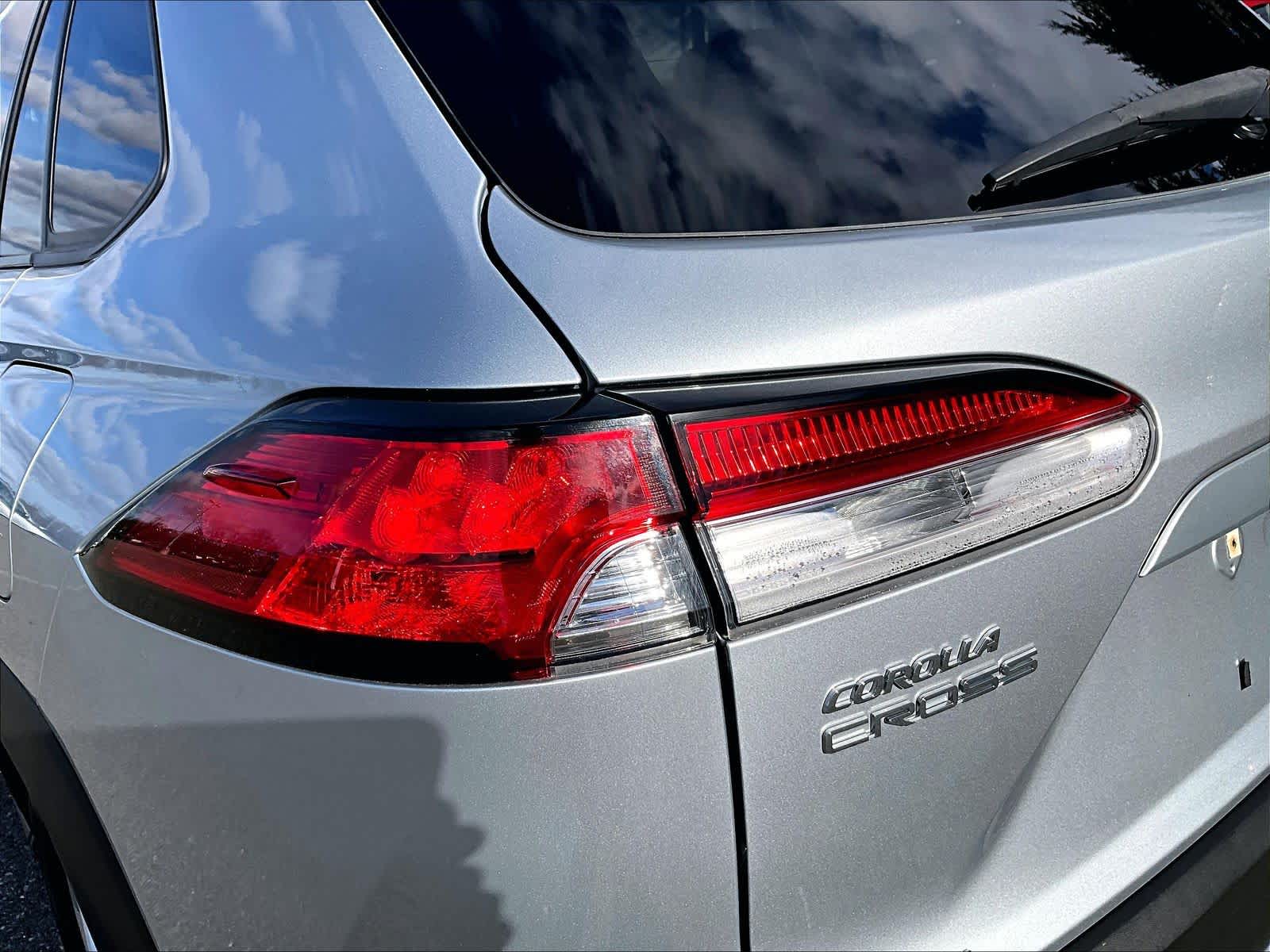 2022 Toyota Corolla Cross LE - Photo 34