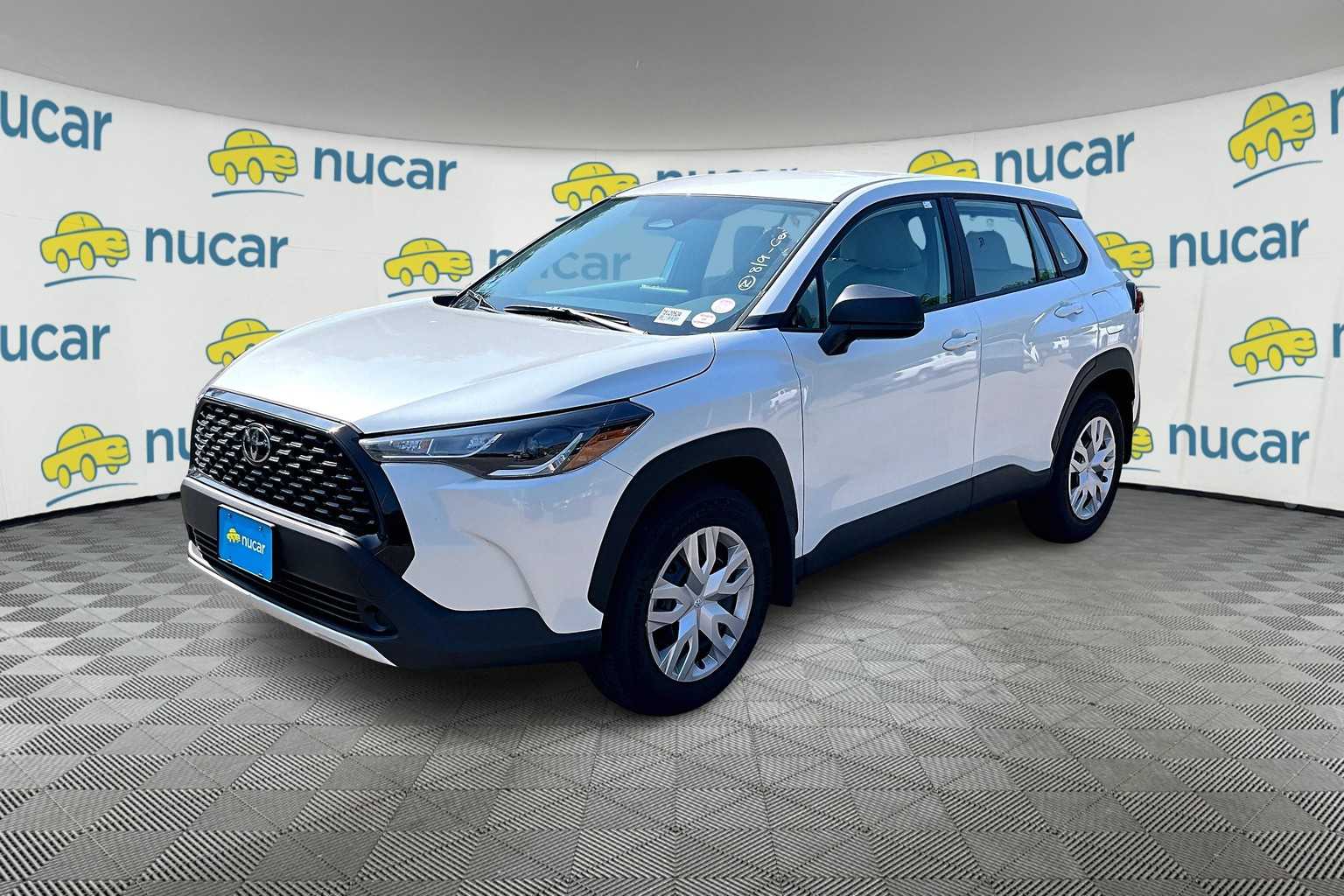 2025 Toyota Corolla Cross L - Photo 2