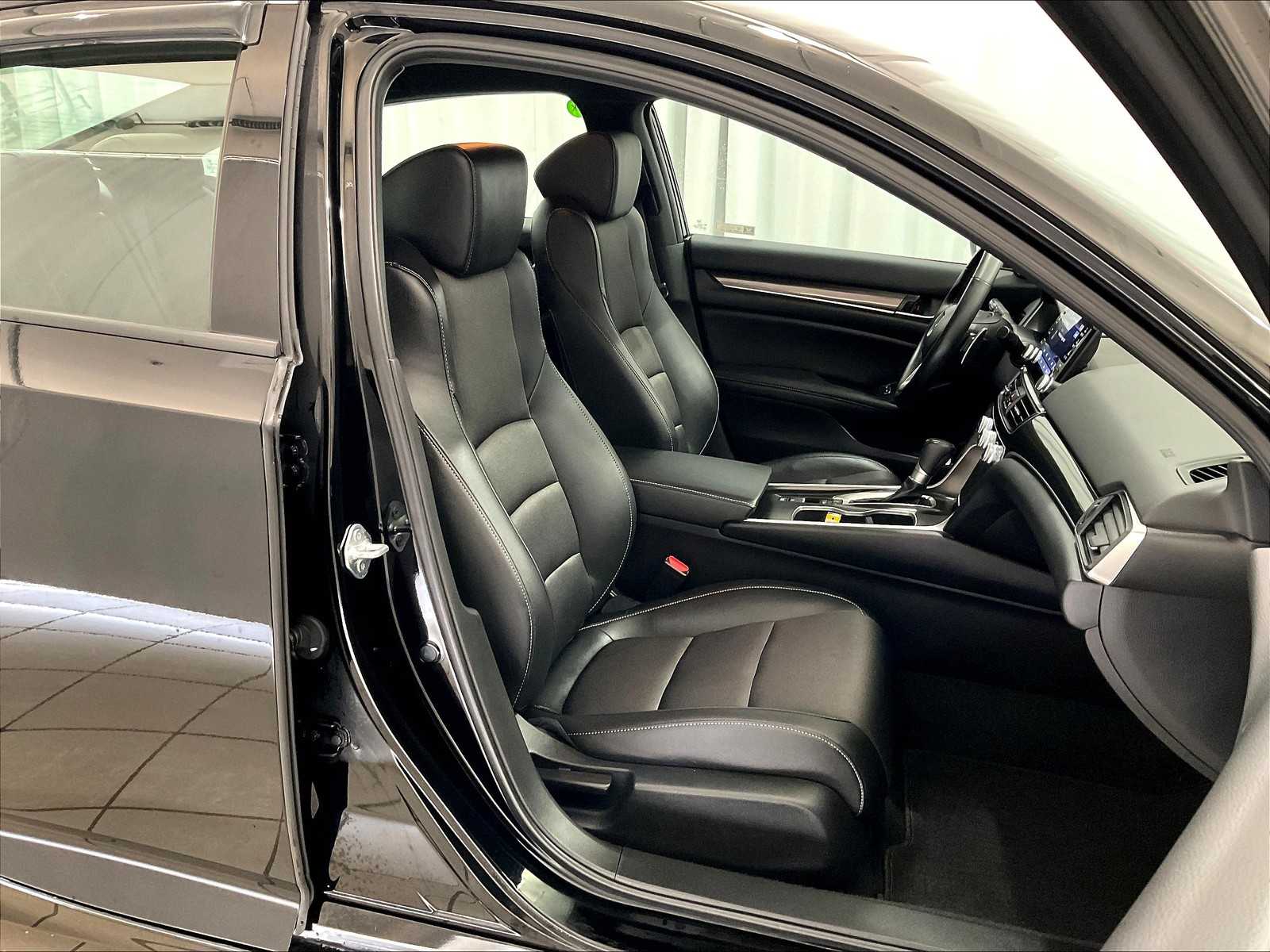 2022 Honda Accord Sport - Photo 11
