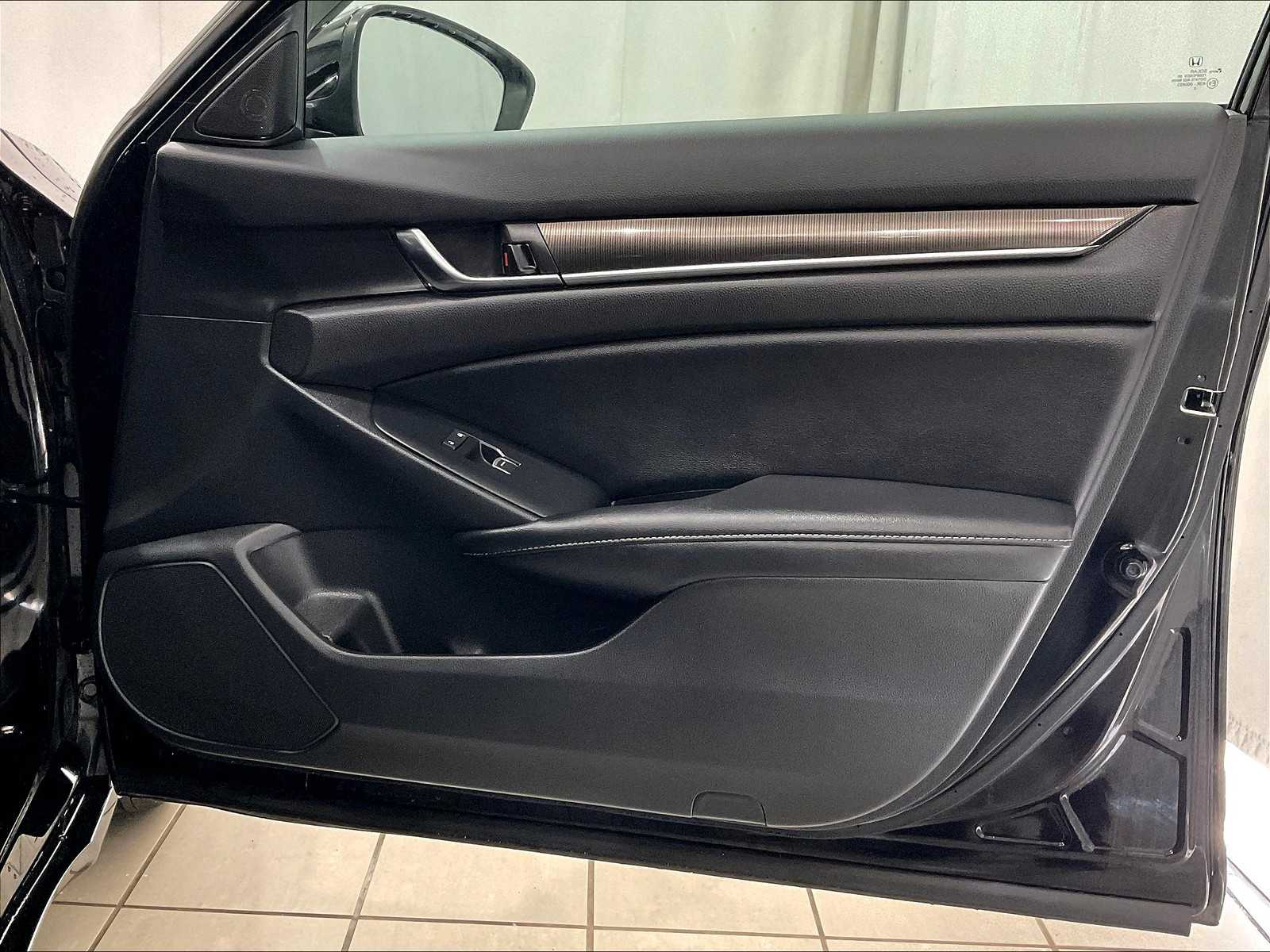 2022 Honda Accord Sport - Photo 12