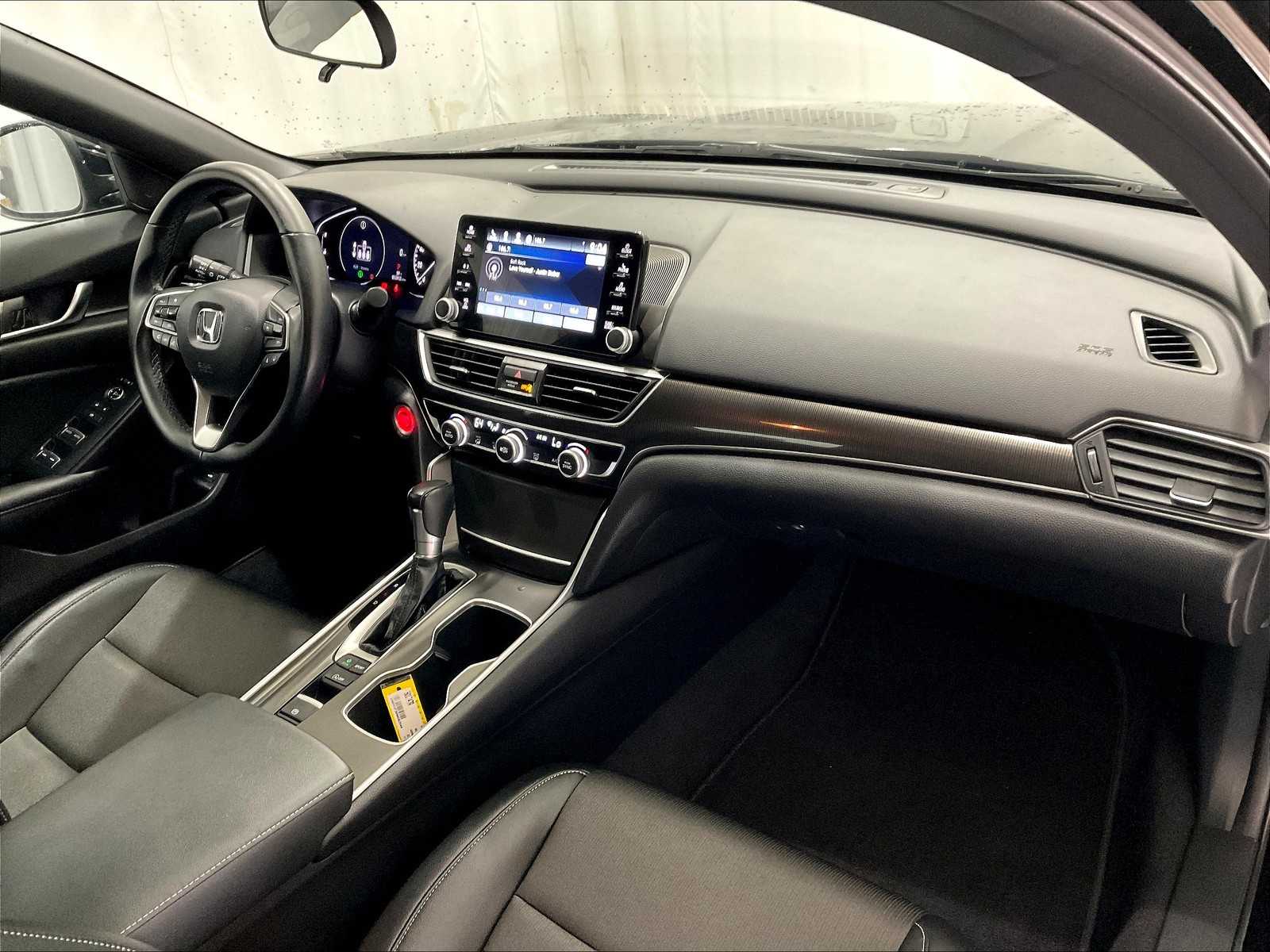 2022 Honda Accord Sport - Photo 14