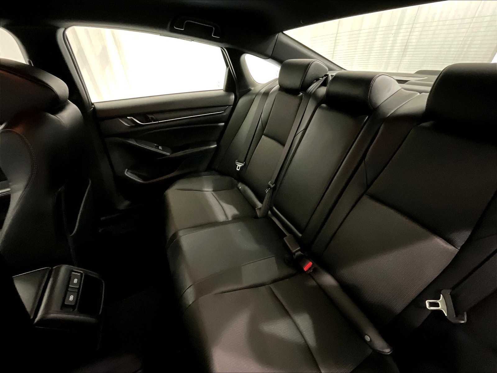 2022 Honda Accord Sport - Photo 15