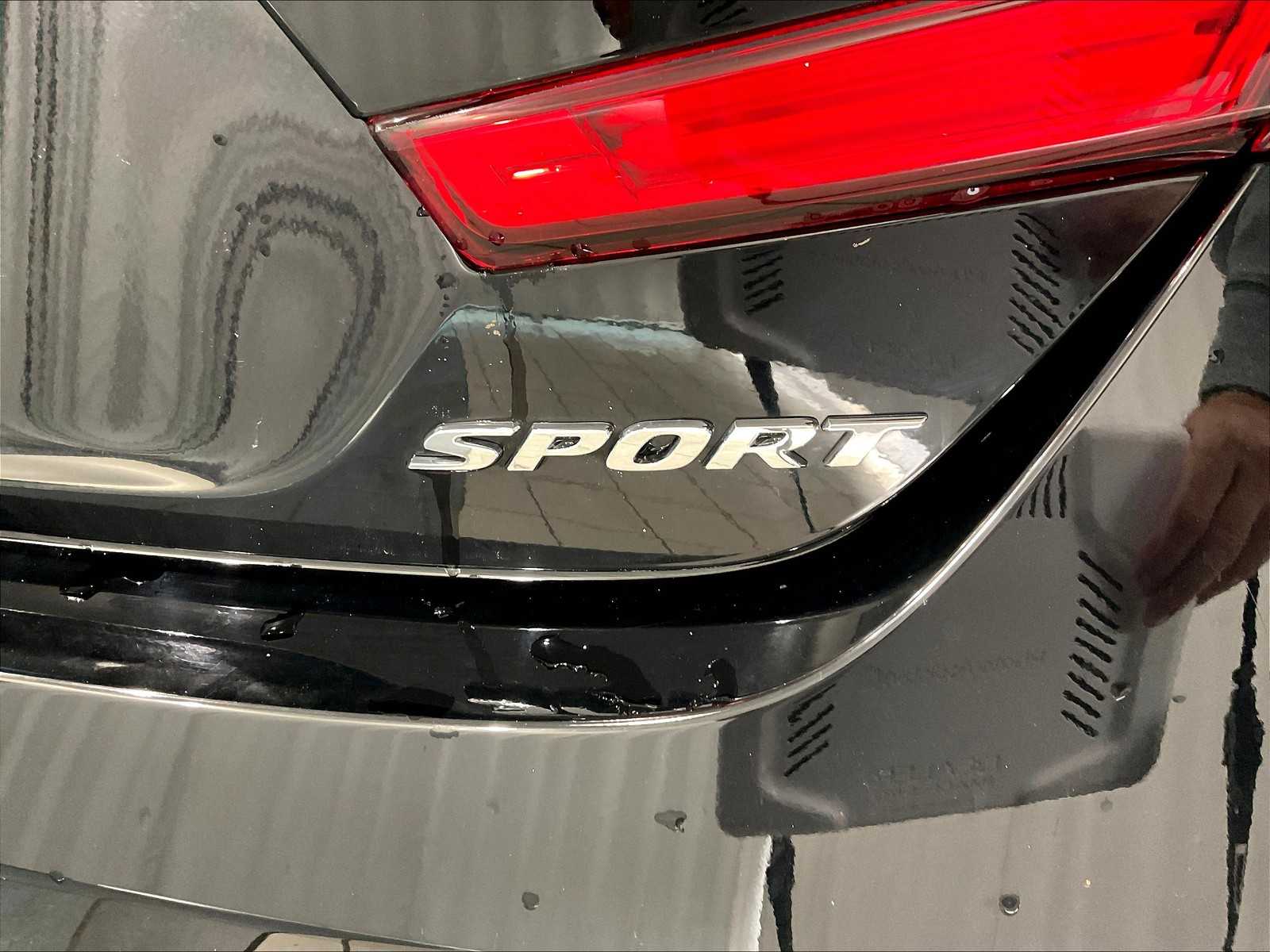 2022 Honda Accord Sport - Photo 28