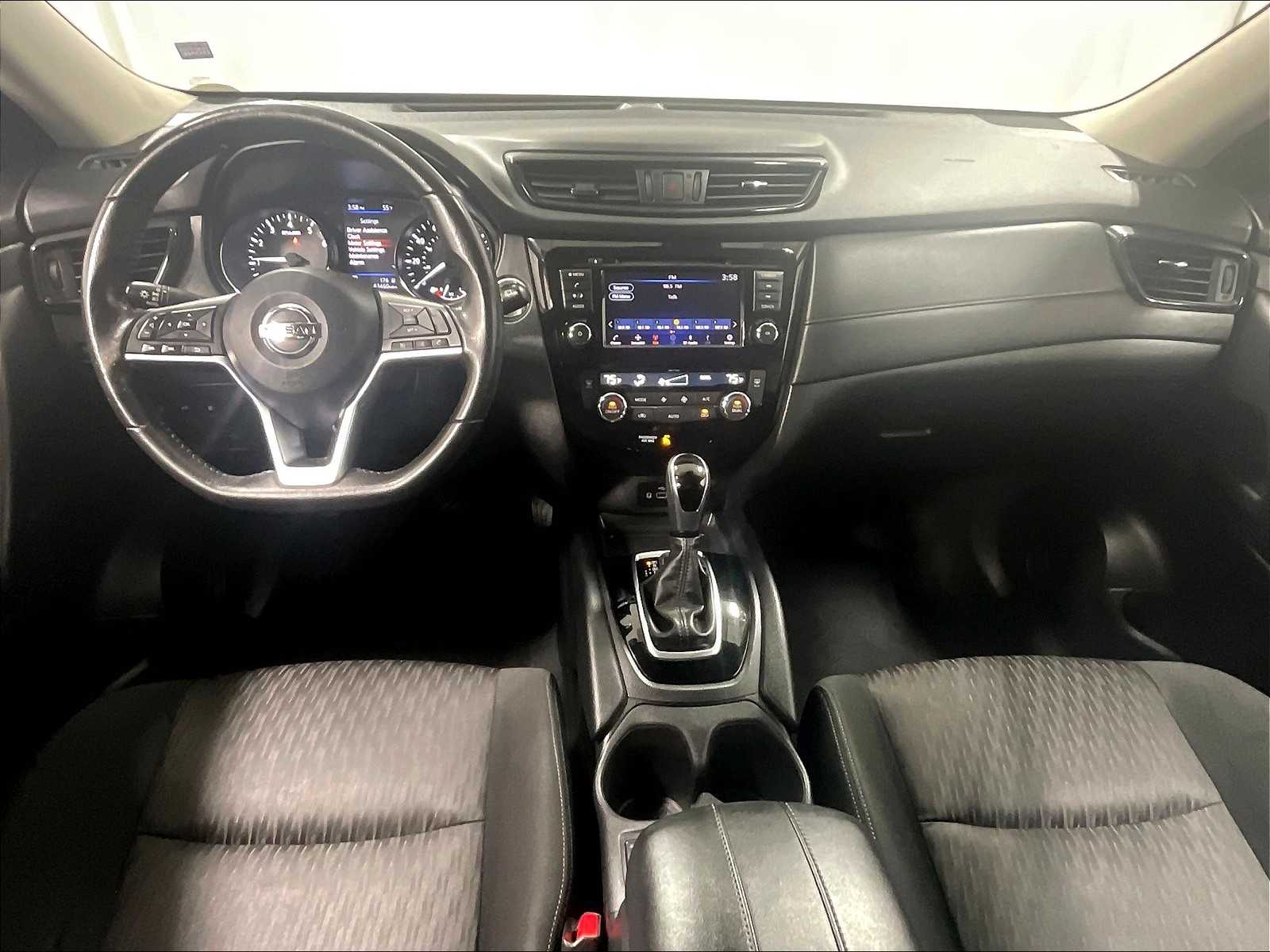 2020 Nissan Rogue SV - Photo 22