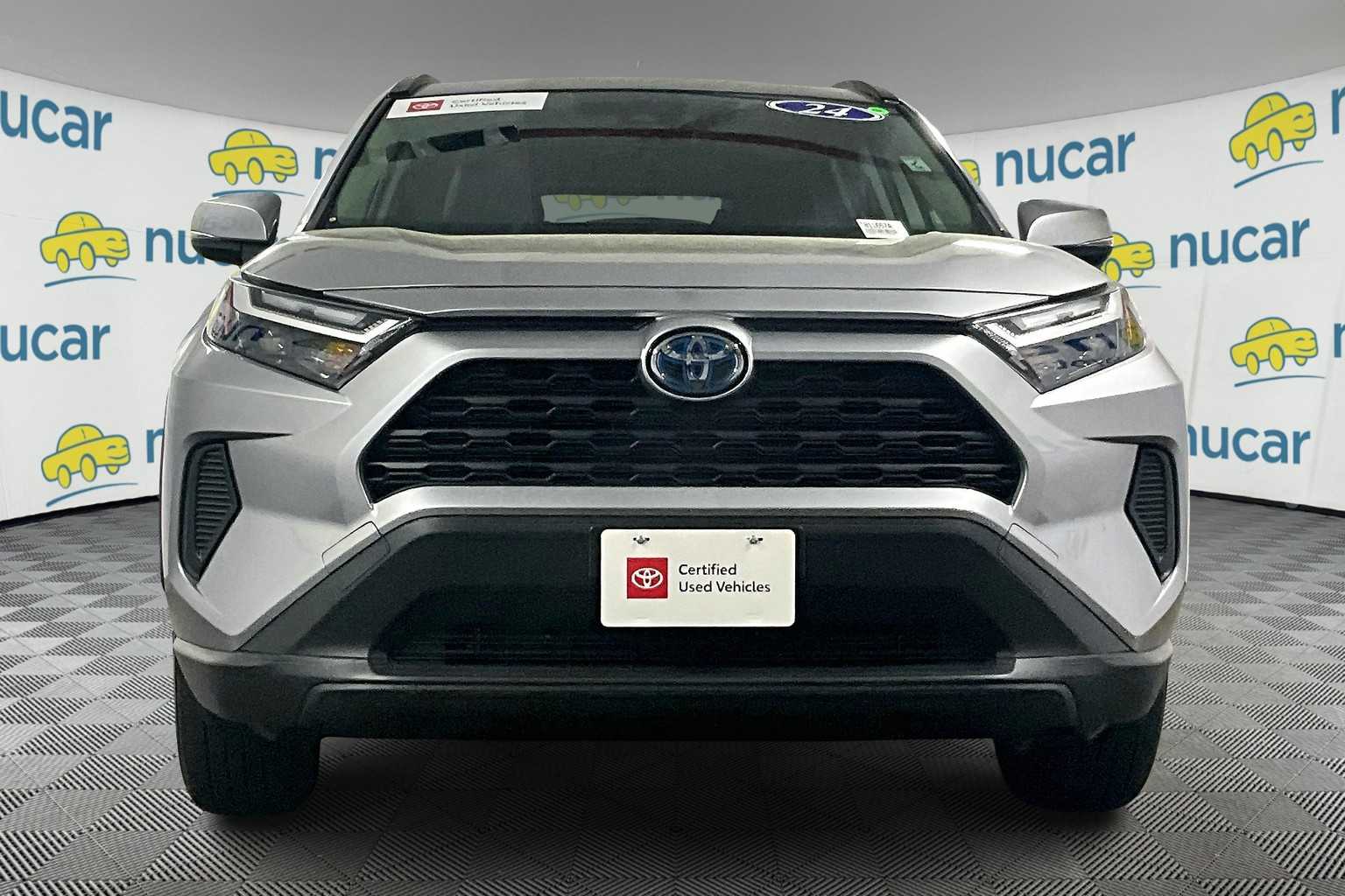 2024 Toyota RAV4 Hybrid XLE - Photo 2