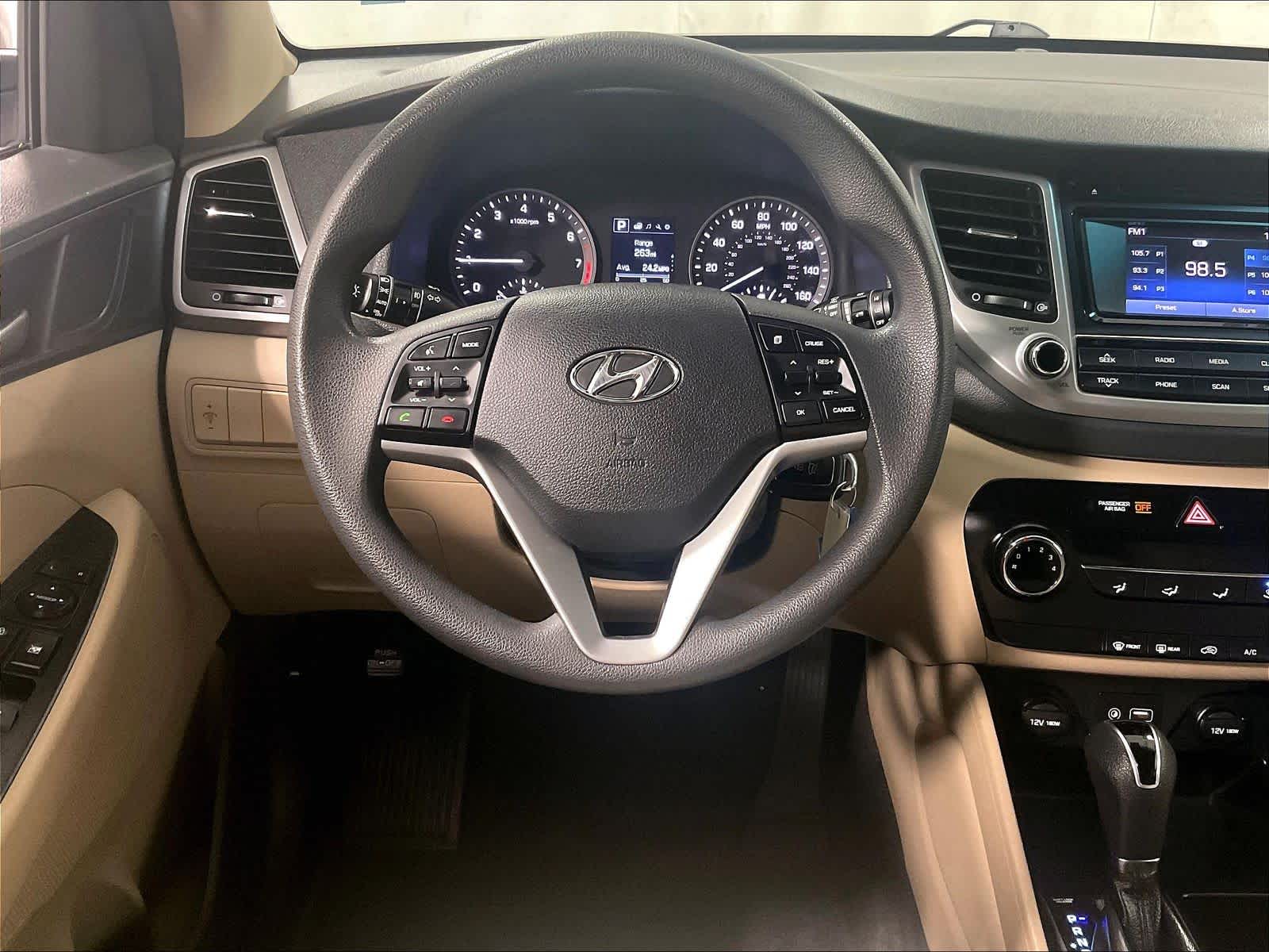 2017 Hyundai Tucson SE Plus - Photo 18