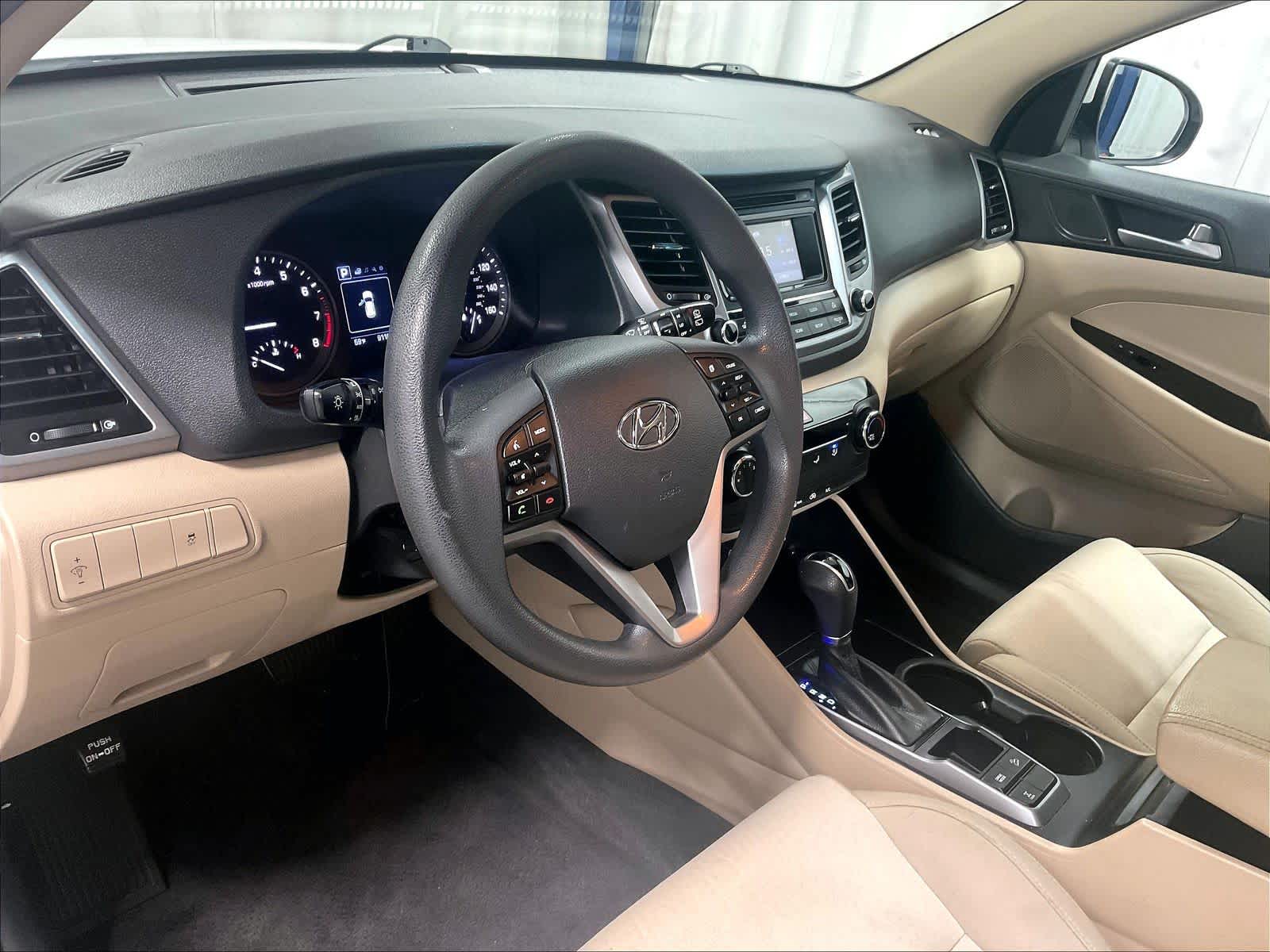 2017 Hyundai Tucson SE Plus - Photo 8