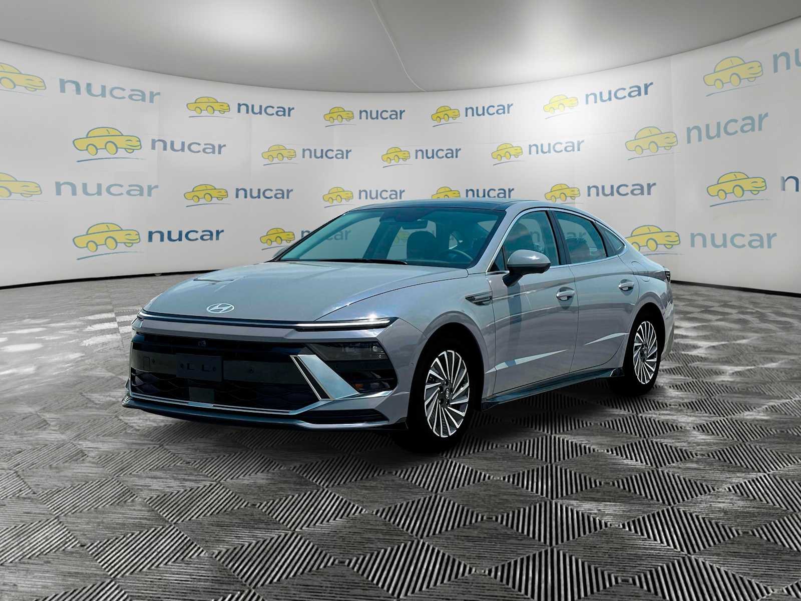 2024 Hyundai Sonata Hybrid Limited - Photo 2