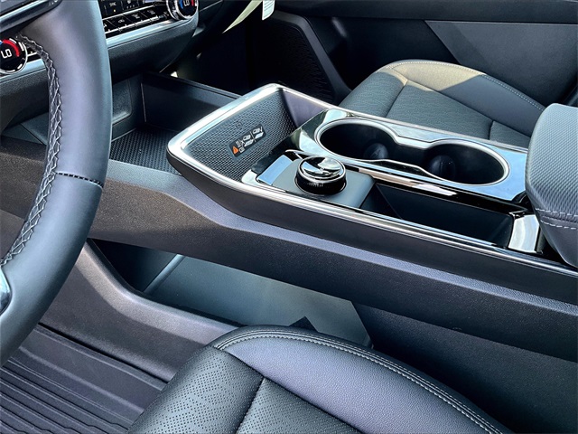 2026 Chevrolet Equinox LT - Photo 12