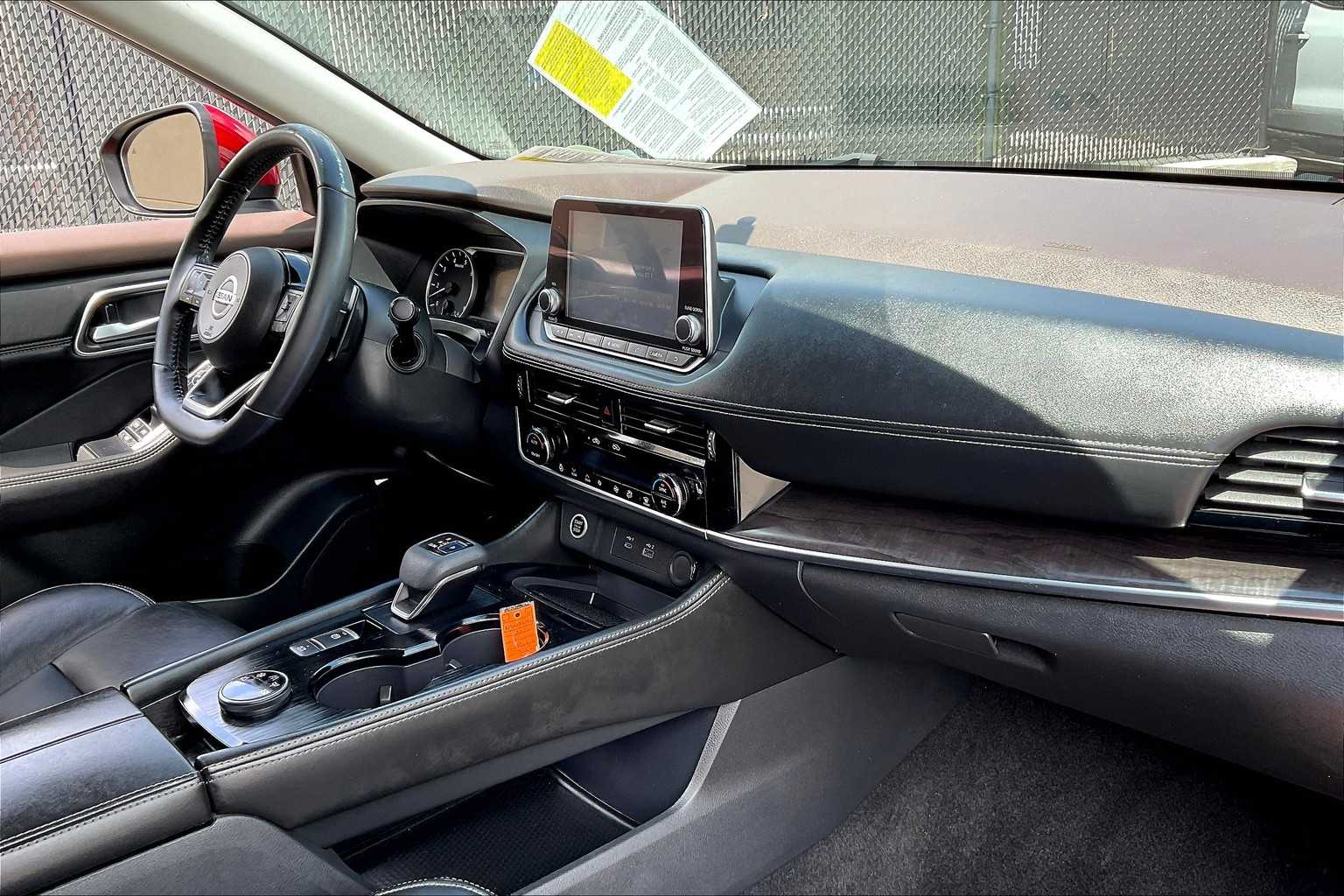 2021 Nissan Rogue SL - Photo 14
