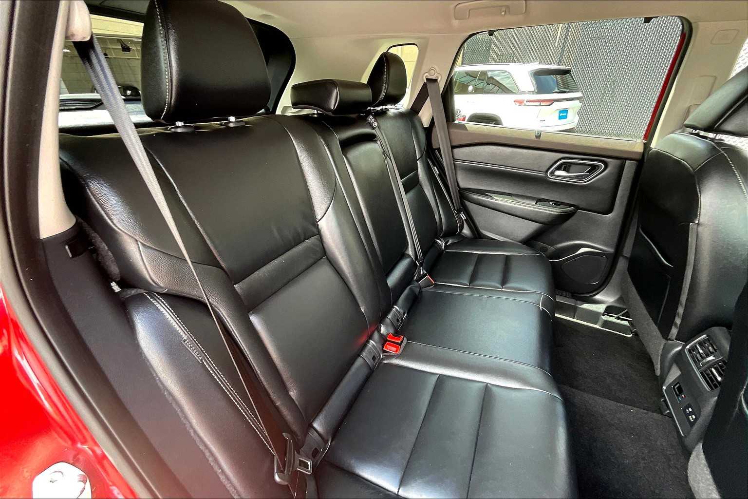 2021 Nissan Rogue SL - Photo 16