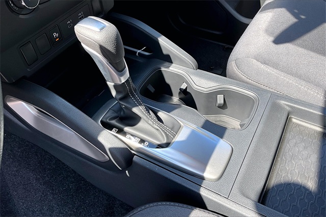 2025 Nissan Frontier SV - Photo 15