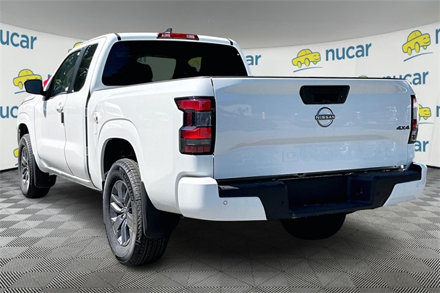 2025 Nissan Frontier SV - Photo 2