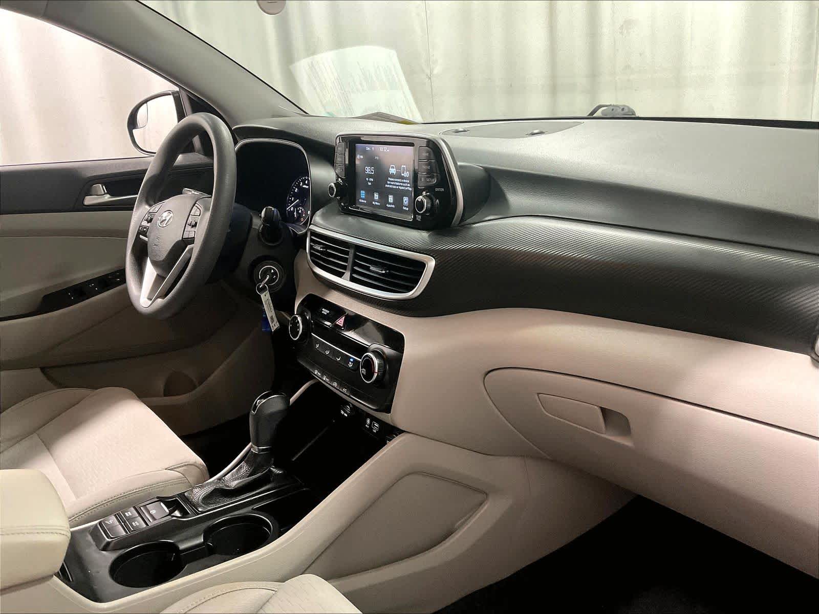 2021 Hyundai Tucson SE - Photo 14