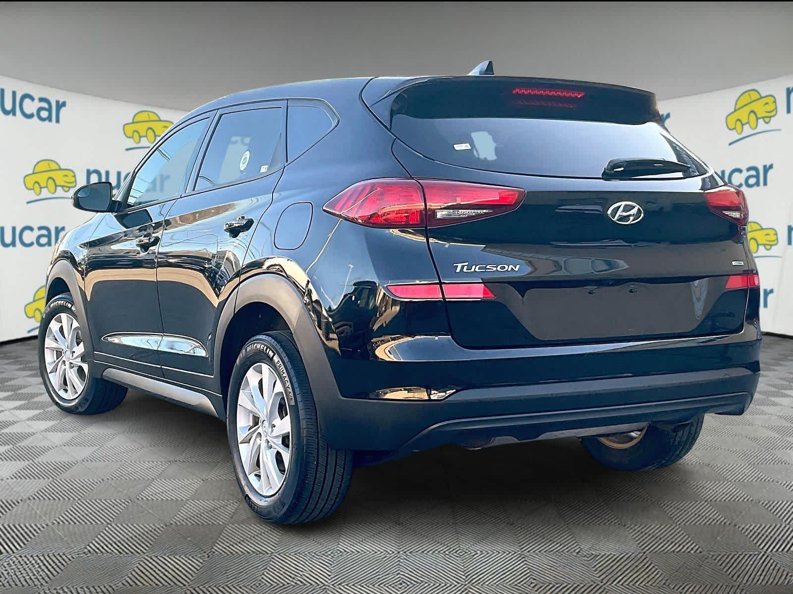 2021 Hyundai Tucson SE - Photo 4