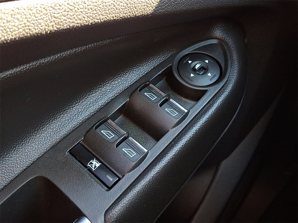 2016 Ford C-Max Hybrid SEL - Photo 14