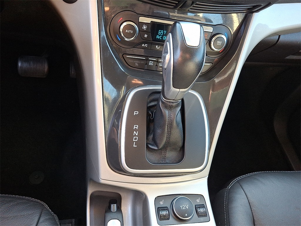 2016 Ford C-Max Hybrid SEL - Photo 16