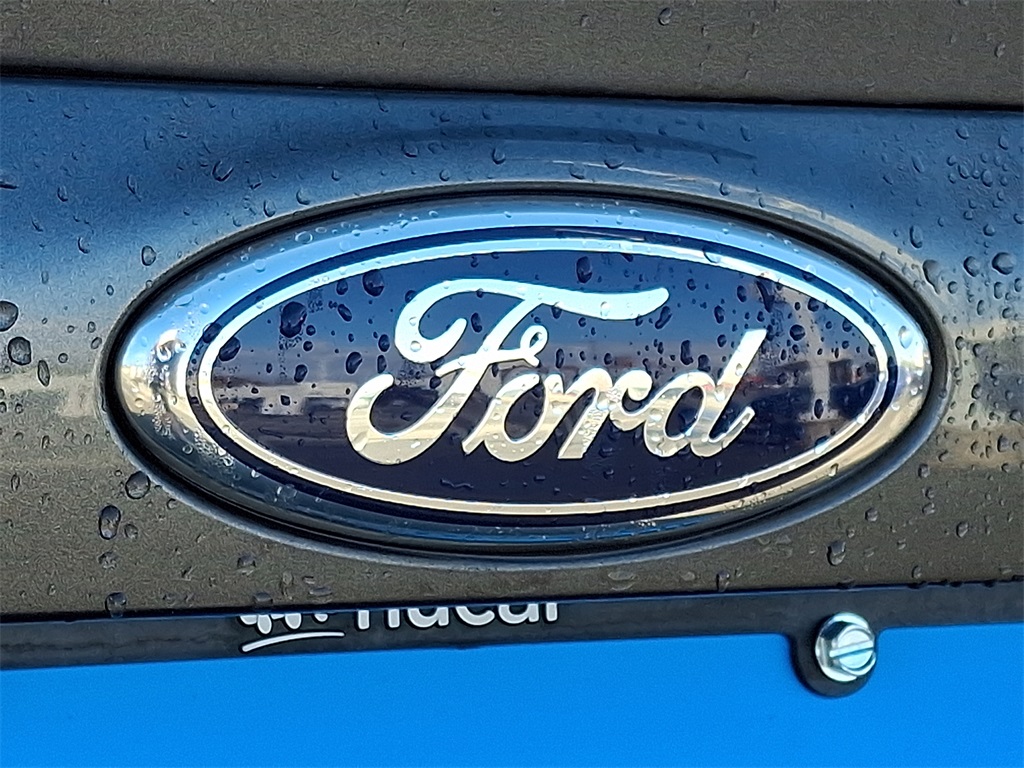 2016 Ford C-Max Hybrid SEL - Photo 28