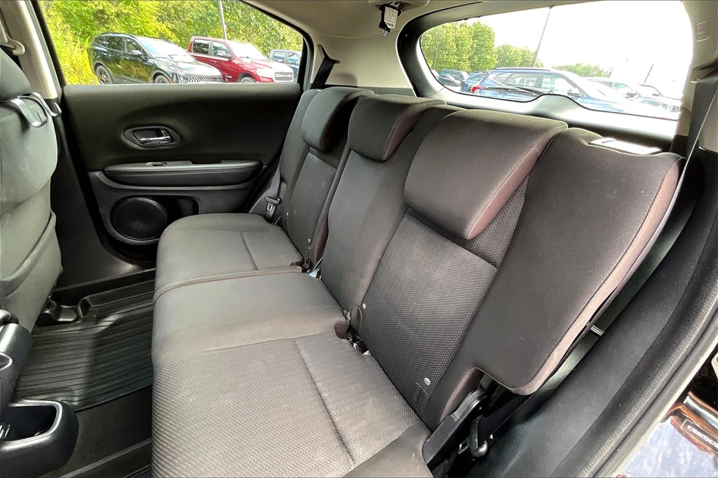 2017 Honda HR-V LX - Photo 14